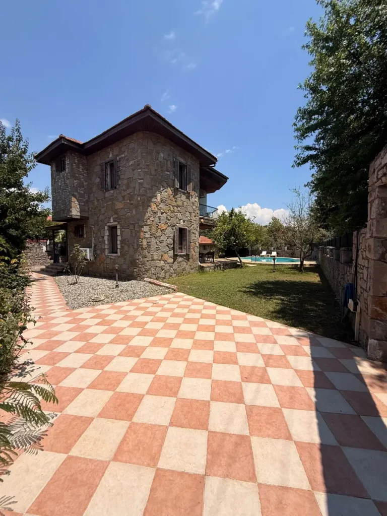 Castle 39